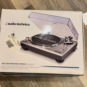 Audio Technica Analog & USB Direct-Drive Turntable - Silver